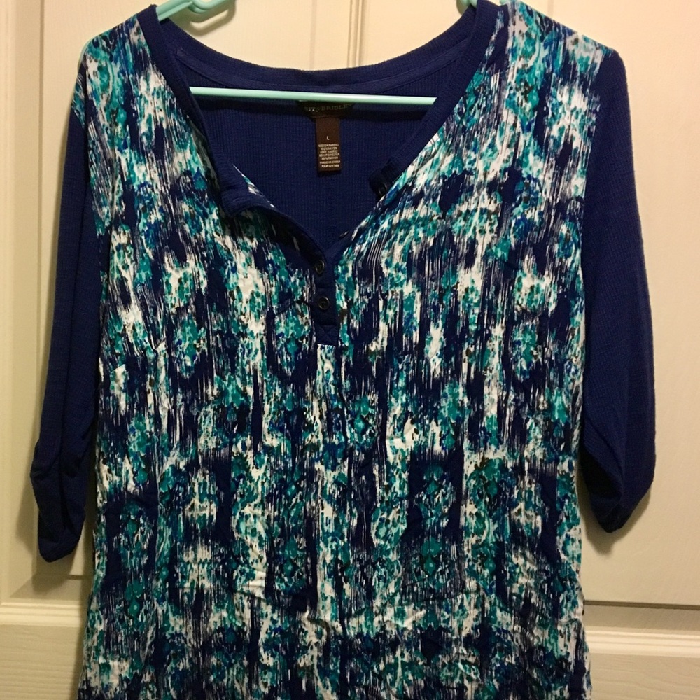 Mid sleeve top